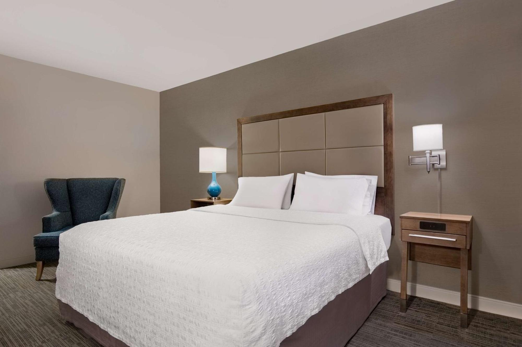 Farmingville Hampton Inn Long Island-Brookhaven מראה חיצוני תמונה
