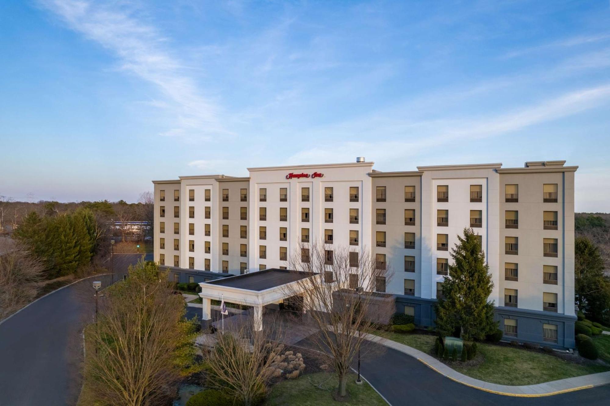 Farmingville Hampton Inn Long Island-Brookhaven מראה חיצוני תמונה