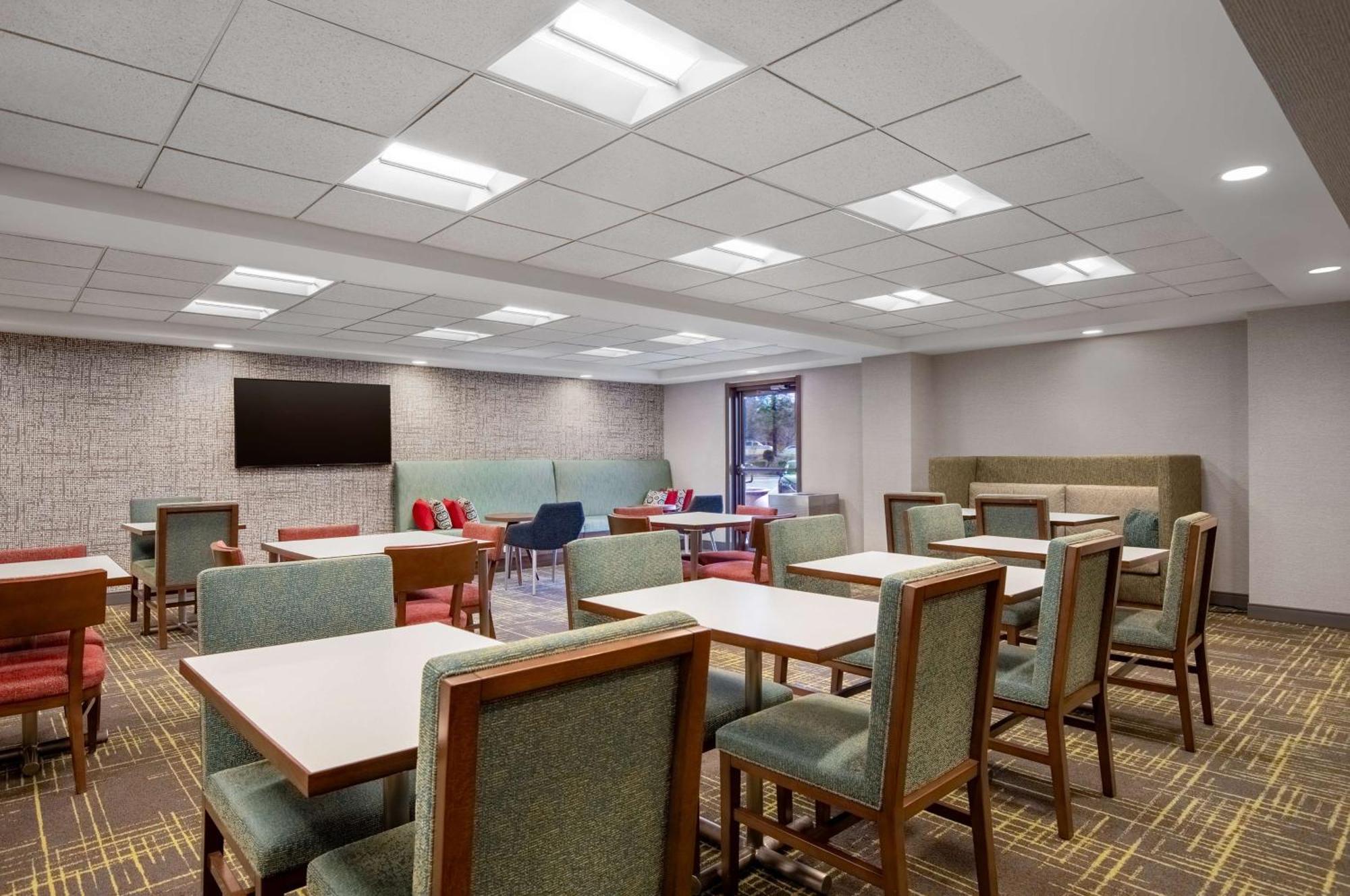 Farmingville Hampton Inn Long Island-Brookhaven מראה חיצוני תמונה